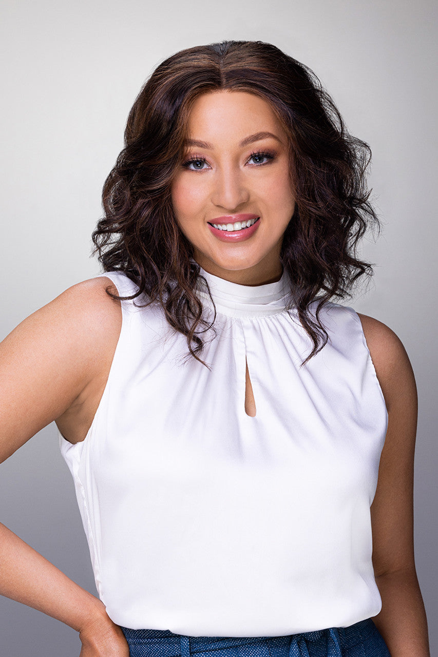 Julianne-Petite Lite I Jon Renau