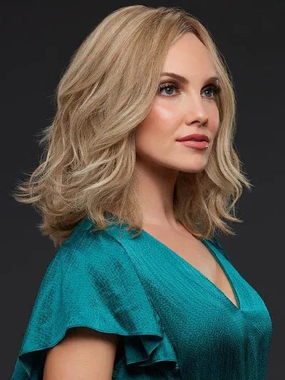 Carrie Petite I Jon Renau