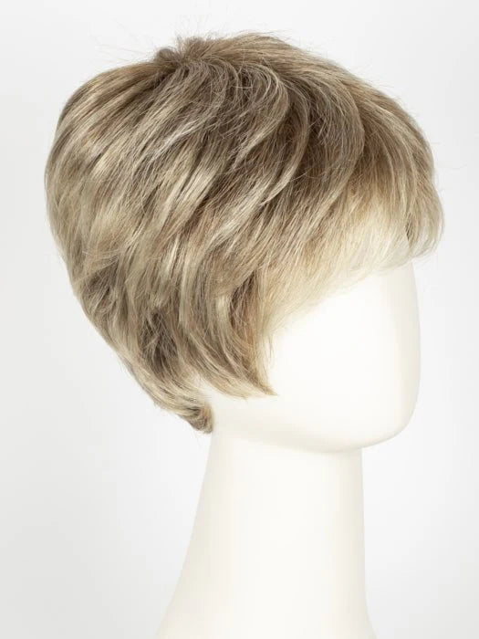 Short pixie cut wig for women in blonde with layers and natural-looking texture